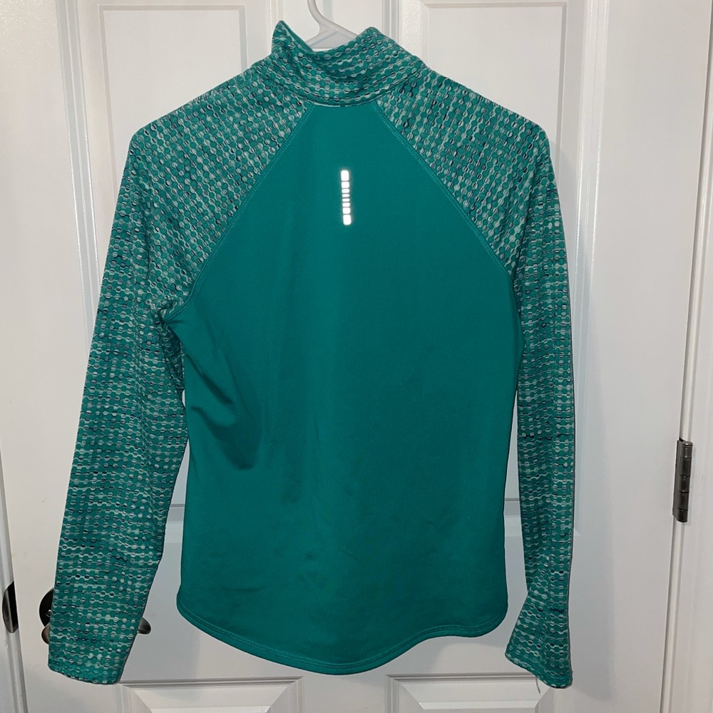 Athletic quarter zip